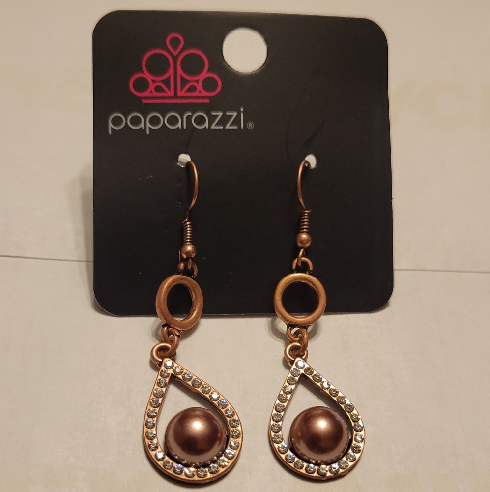 Paparazzi Roll Out The Ritz Copper Earring